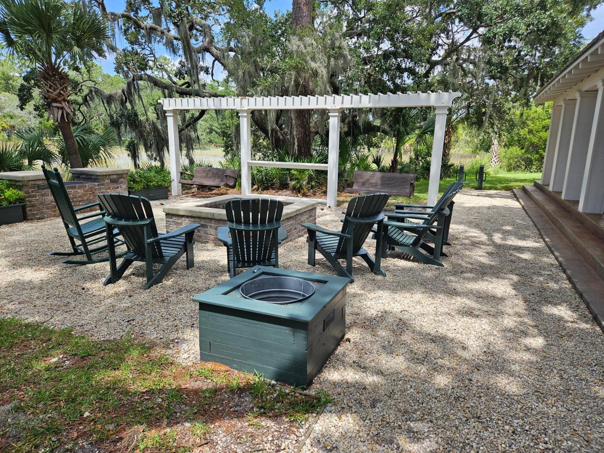 Low Country Cottage In Beautiful Habersham Beaufort Buitenkant foto