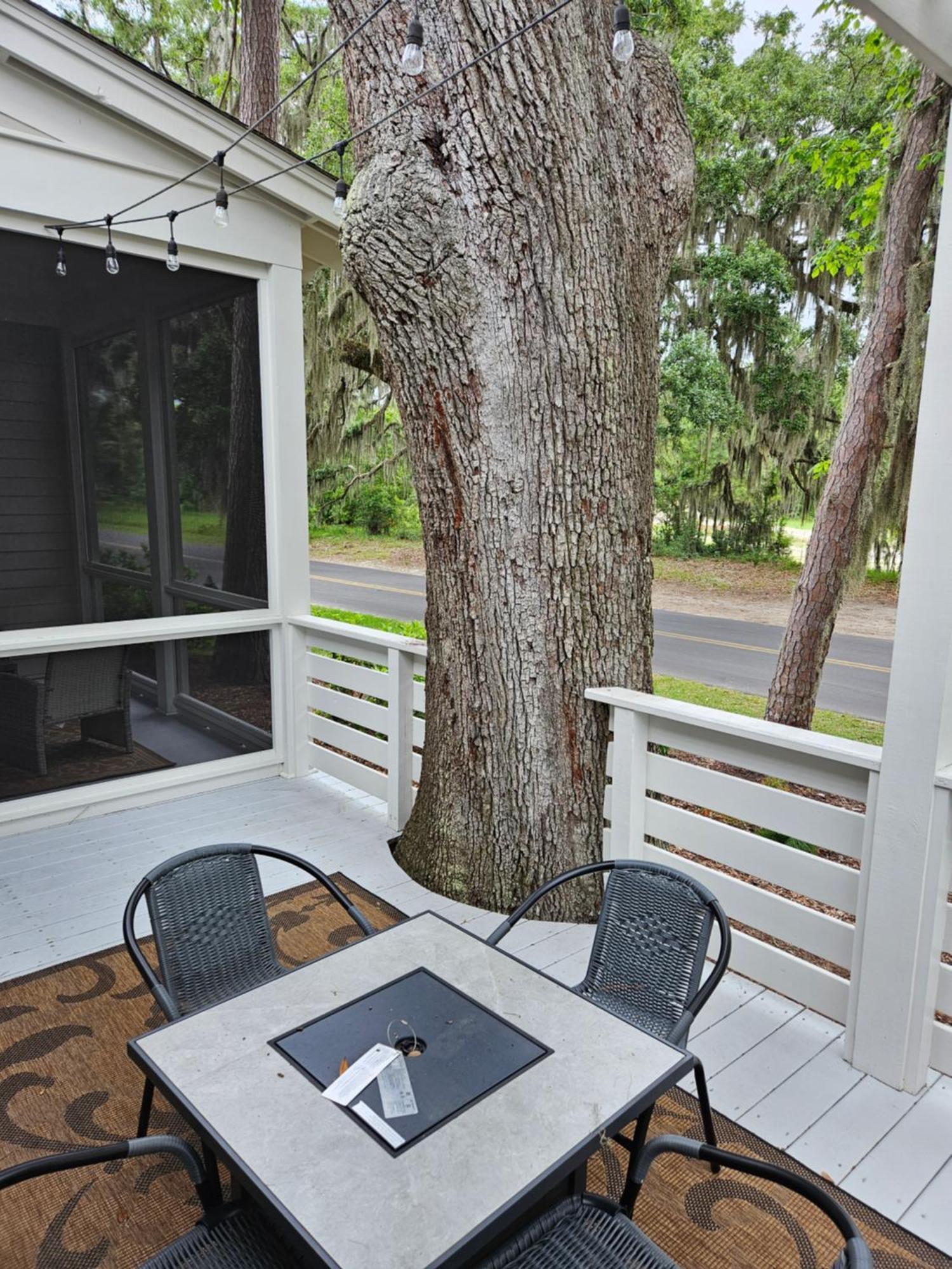Low Country Cottage In Beautiful Habersham Beaufort Buitenkant foto